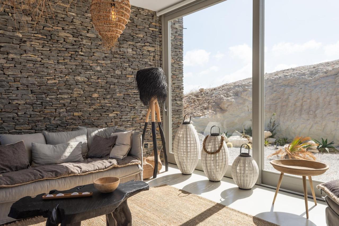 Theia Villa 아다마스 외부 사진